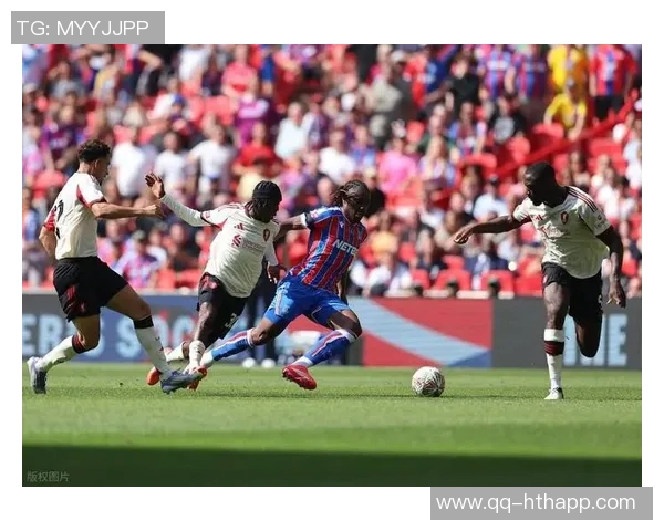 前阿森纳青训球员维加不幸身亡围墙已被拆除引发广泛关注